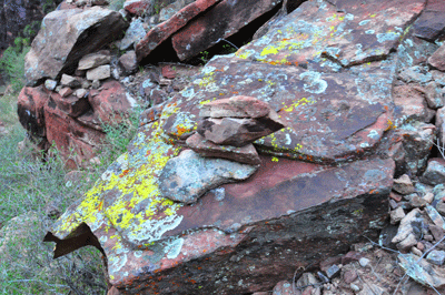 A typical Grand Canyon route cairn