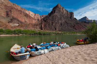 The Arizona Raft Advertures (AZRA) flotilla at Lava Beach