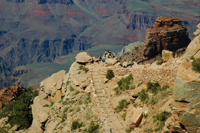 Hikers at Ooh Ahh Point