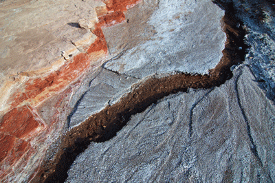 Mineralized water flow in Basalt Canyon