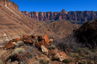 The boulder and scrub choked drainage below this pour off is the only major obstacle to overcome in Basalt Canyon