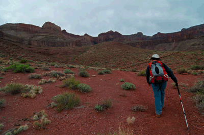 Thankful for clouds while hiking the Escalante route