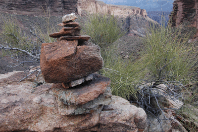 A cairn near the top of the descent route into Trinity