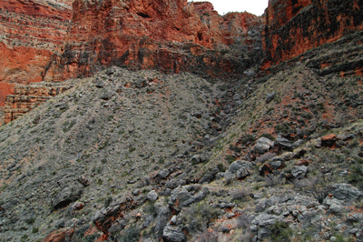 The route through the Redwall to Angels Gate-Wotans Throne saddle